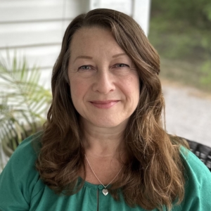 Mary Len, MSW, LCSW, CCTP, C-DBT, Licensed Clinical Social Worker in , Florida 