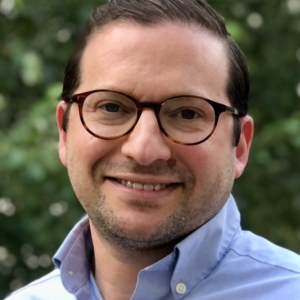 Ean Lischin-Smith, LICSW, Licensed Clinical Social Worker in , Virginia 