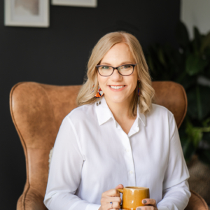 Jennifer Bradtke, Psy.D., CGP, HSPP, Clinical Psychologist in , Ilinois 