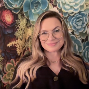 April Mollner, MA- MFT, EMDR Trained, Licensed Marriage & Family Therapist in , California 