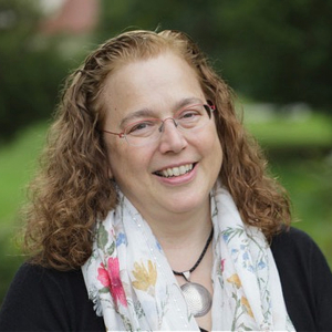 Lisa Curtis, LCSW, CASAC, Licensed Clinical Social Worker in , Maine 